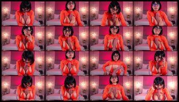valerynova — Chaturbate Female cam image, 2044×1168, Jul 4, 2026